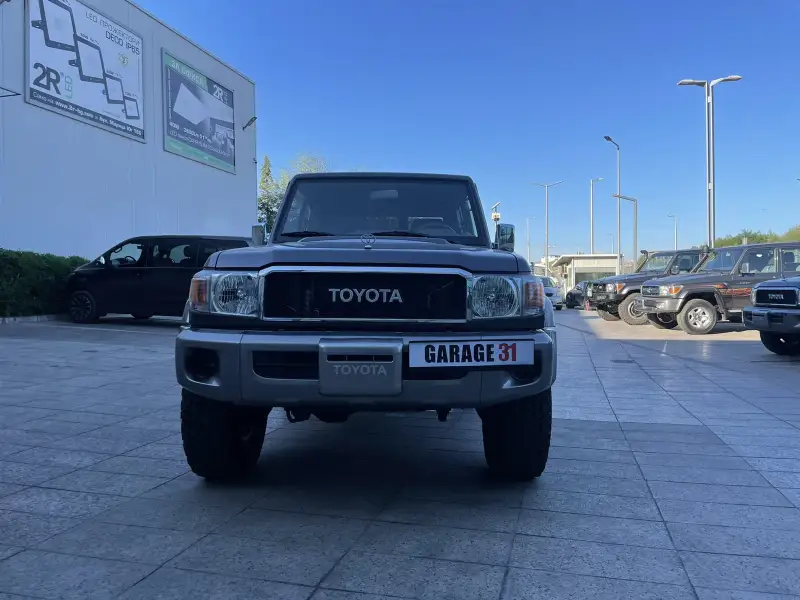 TOYOTA LAND CRUISER GRJ71