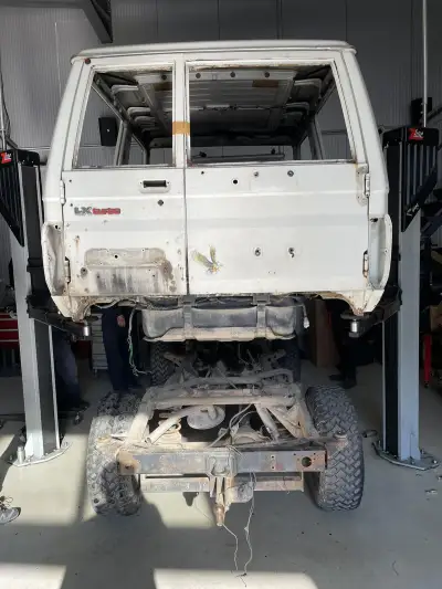 Toyota Land Cruiser LJ70 2.4 — снимка 8 от 59