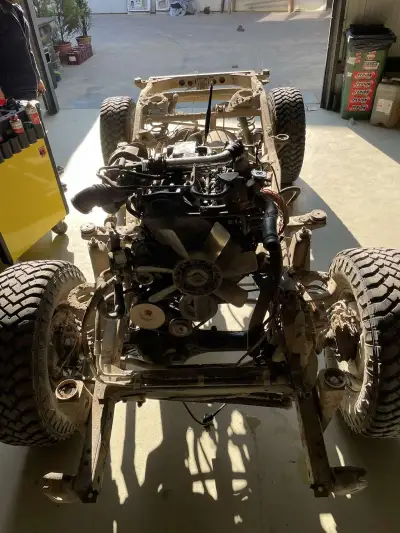 Toyota Land Cruiser LJ70 2.4 — снимка 34 от 59