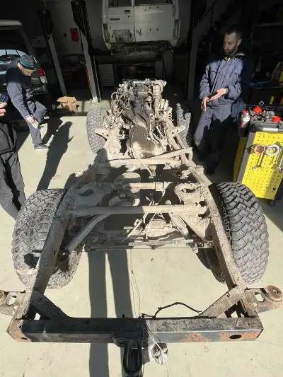 Toyota Land Cruiser LJ70 2.4 — снимка 36 от 59