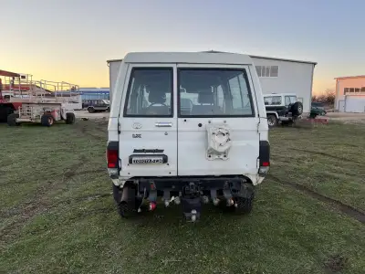 Toyota Land Cruiser HZJ73 — снимка 5 от 81
