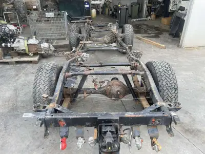 Toyota Land Cruiser HZJ73 — снимка 20 от 81