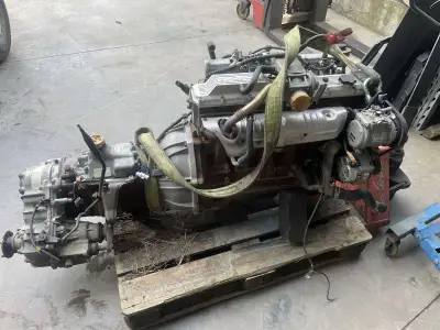 Toyota Land Cruiser HZJ73 — снимка 34 от 81