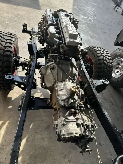 Toyota Land Cruiser HZJ73 — снимка 35 от 81