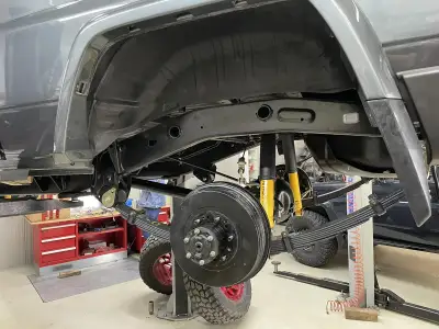Toyota Land Cruiser HZJ73 — снимка 45 от 81