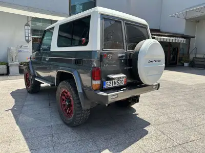 Toyota Land Cruiser HZJ73 — снимка 75 от 81
