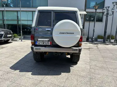 Toyota Land Cruiser HZJ73 — снимка 76 от 81