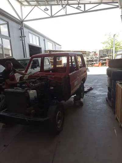 Toyota Land Cruiser HZJ71 — снимка 1 от 38