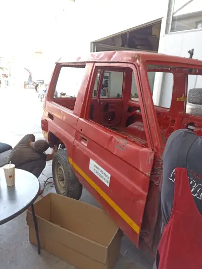 Toyota Land Cruiser HZJ71 — снимка 2 от 38