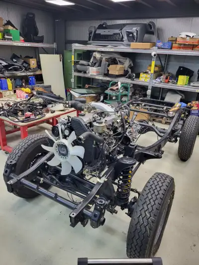 Toyota Land Cruiser HZJ71 — снимка 16 от 38