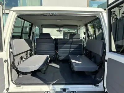 Toyota Land Cruiser HZJ71 — снимка 24 от 38