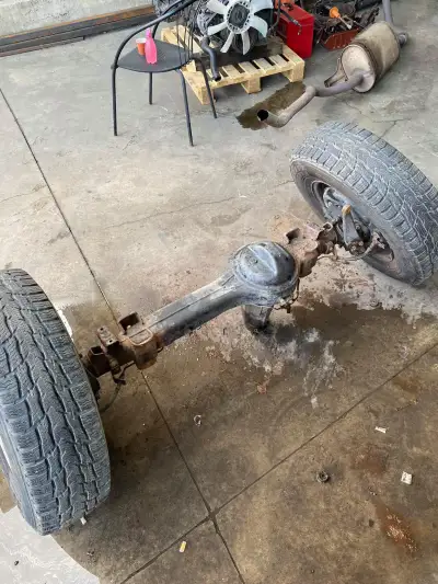 Toyota Land Cruiser HZJ73 — снимка 9 от 52
