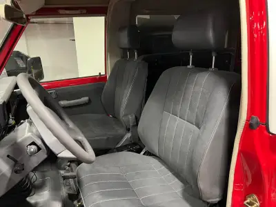 Toyota Land Cruiser HZJ73 — снимка 44 от 52