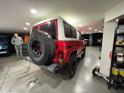 Toyota Land Cruiser HZJ73 — снимка 50 от 52