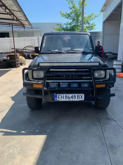 Toyota Land Cruiser KZJ70 — снимка 1 от 88