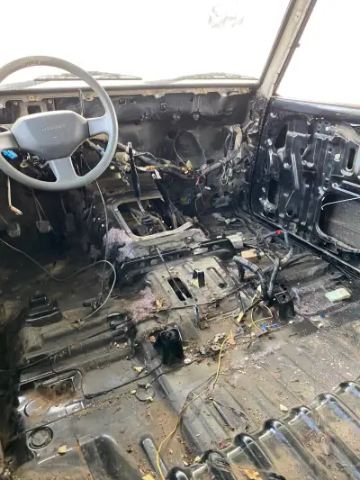 Toyota Land Cruiser KZJ70 — снимка 12 от 88