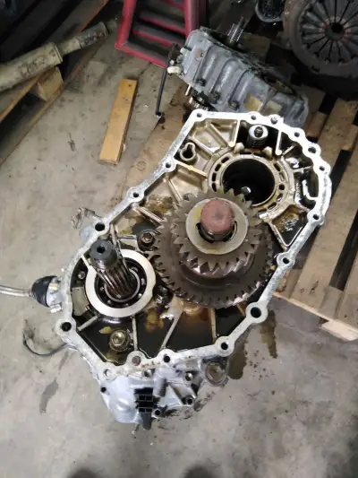 Toyota Land Cruiser KZJ70 — снимка 51 от 88