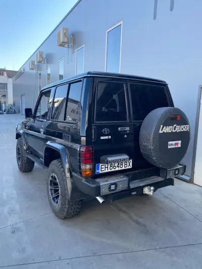 Toyota Land Cruiser KZJ70 — снимка 76 от 88