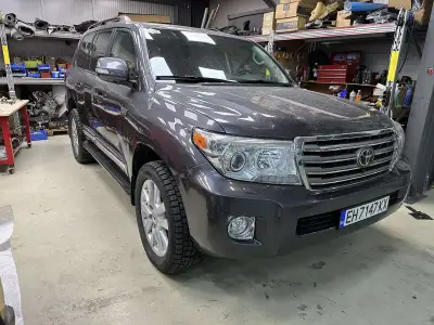 Toyota Land Cruiser VDJ200 — снимка 3 от 15