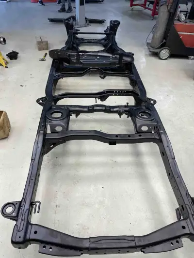 Toyota Land Cruiser VDJ200 — снимка 2 от 18