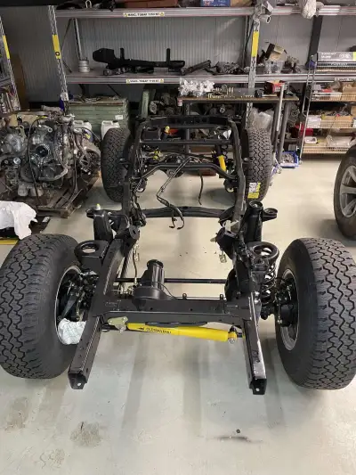 Toyota Land Cruiser 70 2.4 TD — снимка 6 от 25