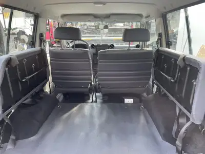 Toyota Land Cruiser 70 2.4 TD — снимка 18 от 25