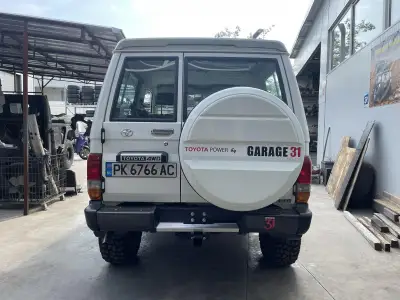 Toyota Land Cruiser 70 2.4 TD — снимка 23 от 25