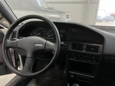 Toyota Corolla XLi — снимка 11 от 16