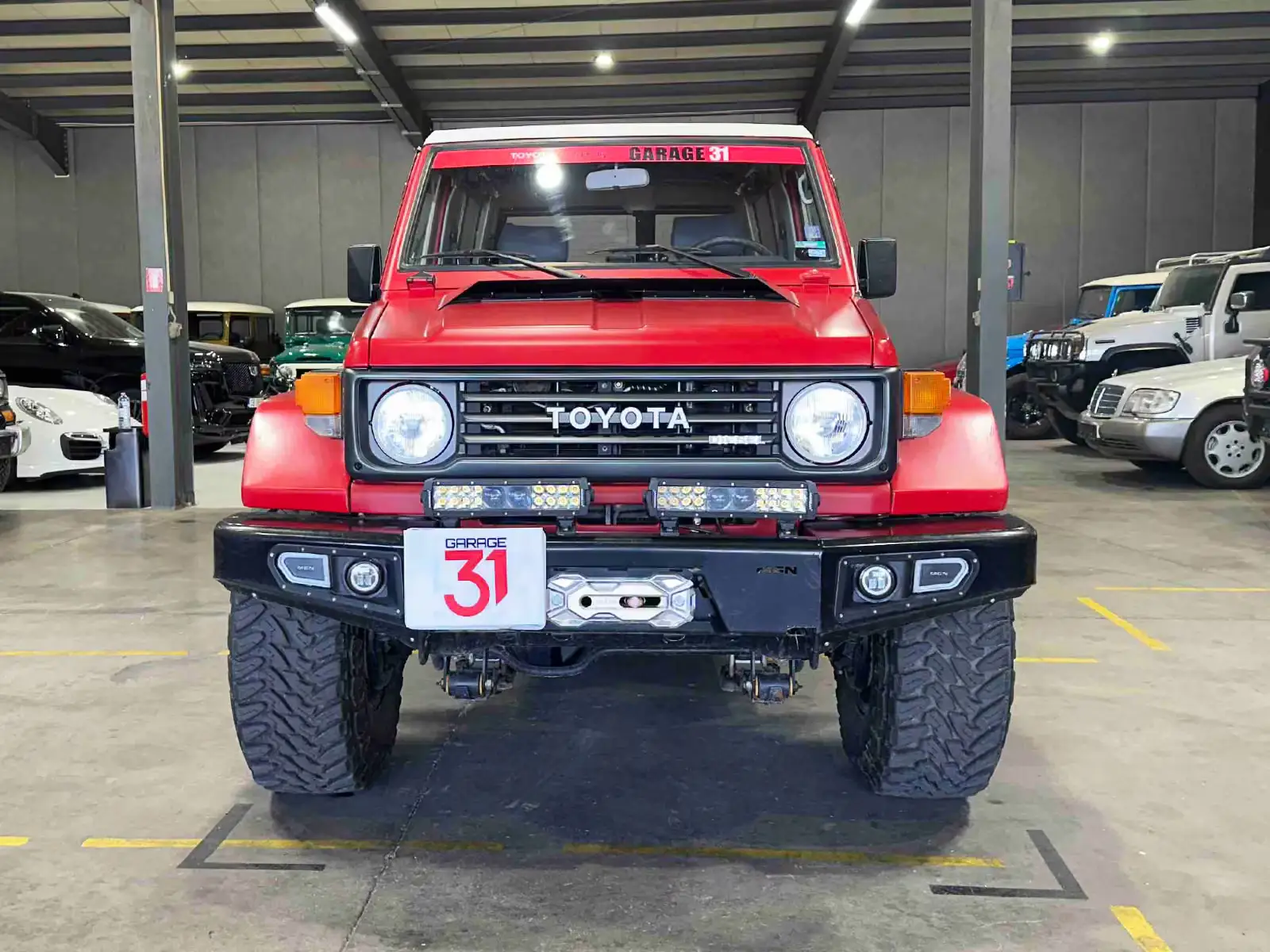 Колекция — TOYOTA LAND CRUISER HZJ73