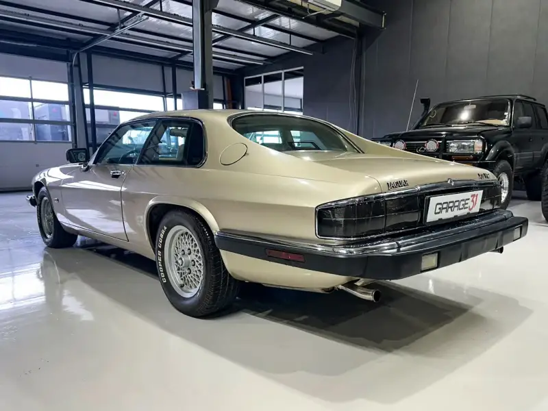 JAGUAR XJS V12