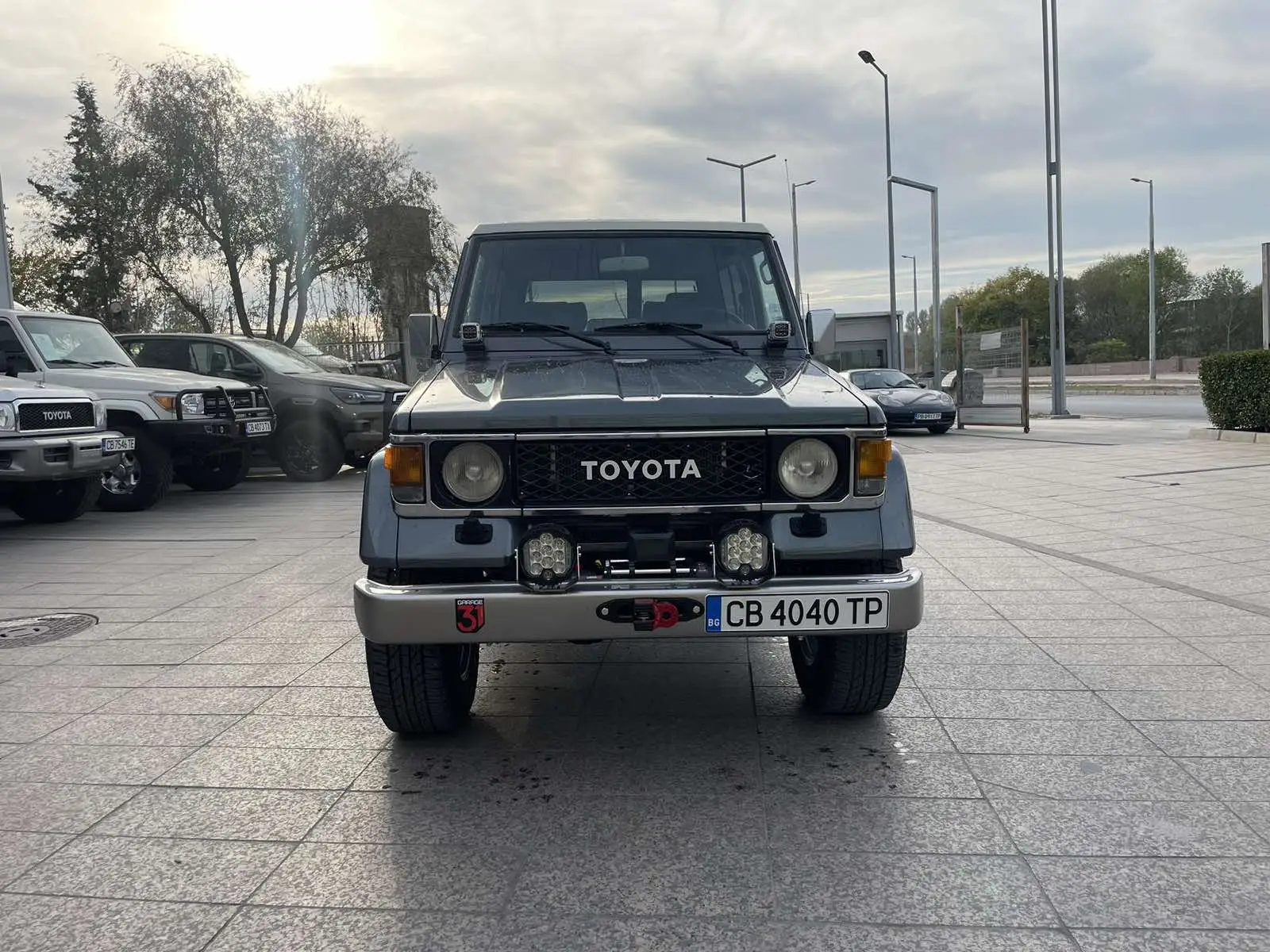 TOYOTA LAND CRUISER LJ73 — Foto 1 von 18