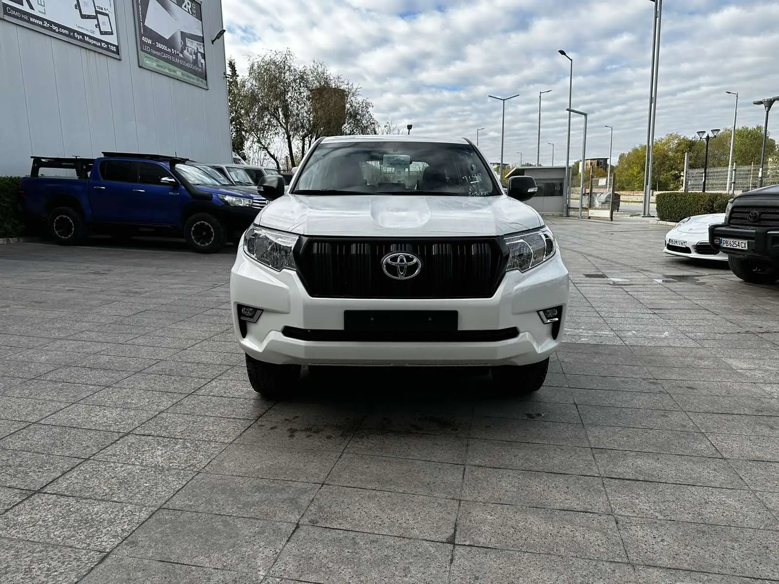 TOYOTA LAND CRUISER 150 — снимка 1 от 19
