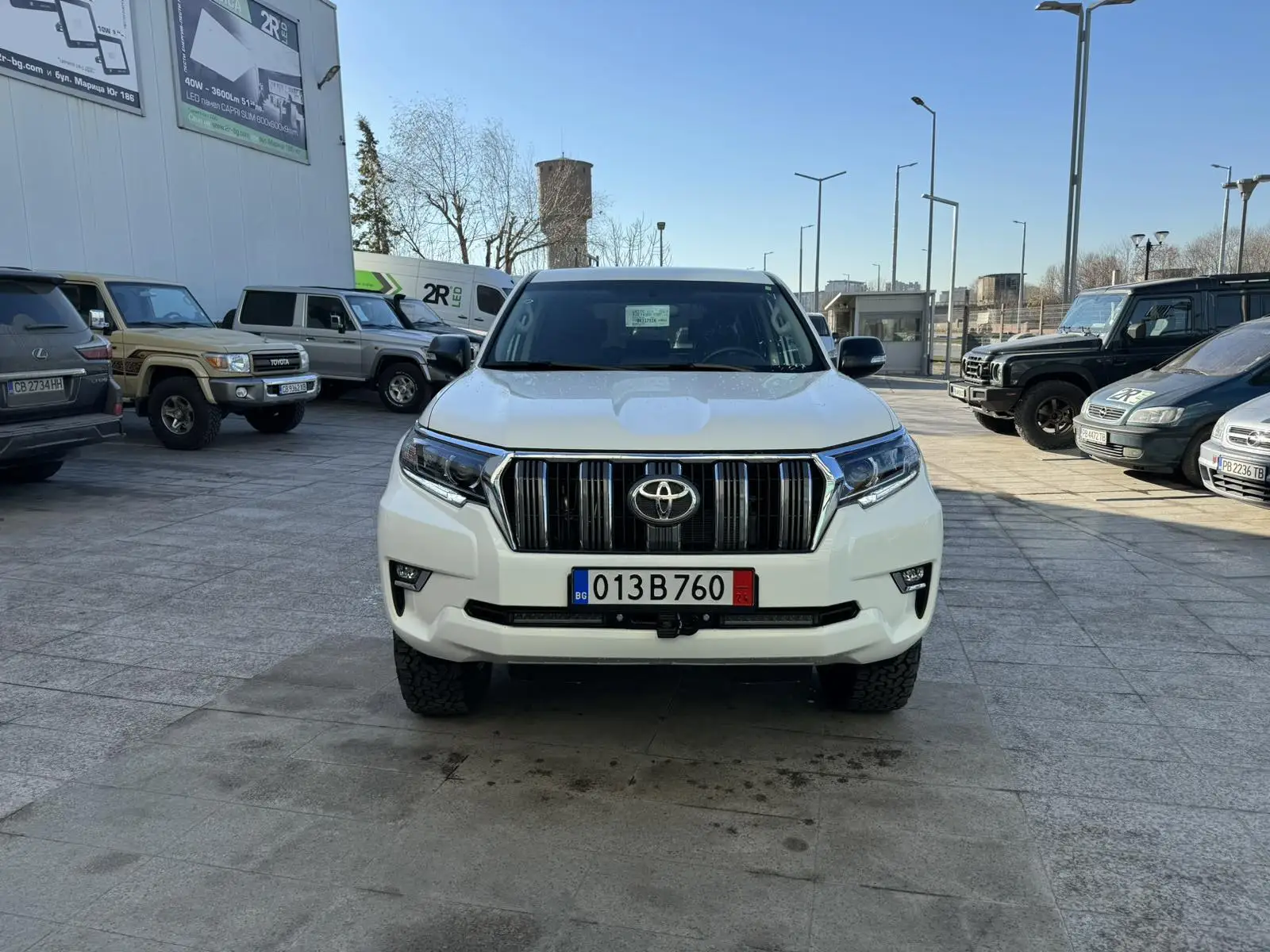 TOYOTA LAND CRUISER 150 — photo 1 of 15